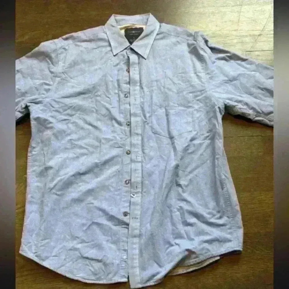 5 for 30$ shirt jacket, light blue button down w light gray lining size L
